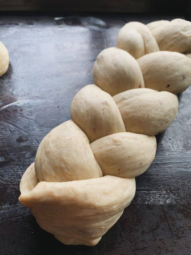 how to braid Easter bread