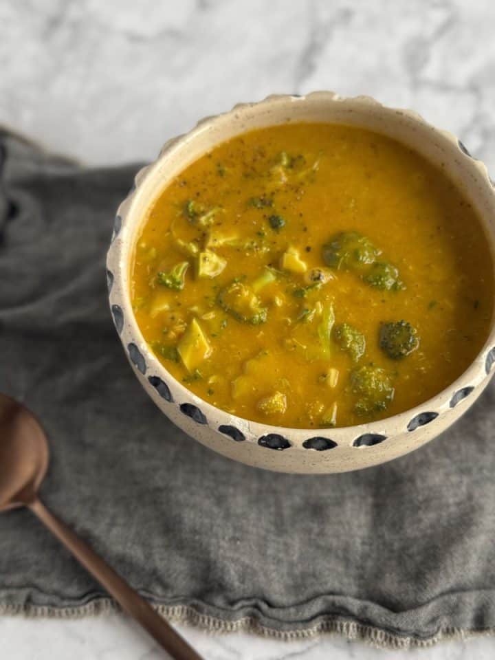 broccoli cheddar soup in a bowl- dairy free and vegan