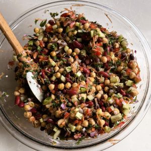 Easy Bean Salad - healthy, fast & vegan